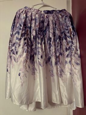 Chicwish Watercolor Wisteria Pleated Midi Skirt